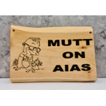 Mutt on aias